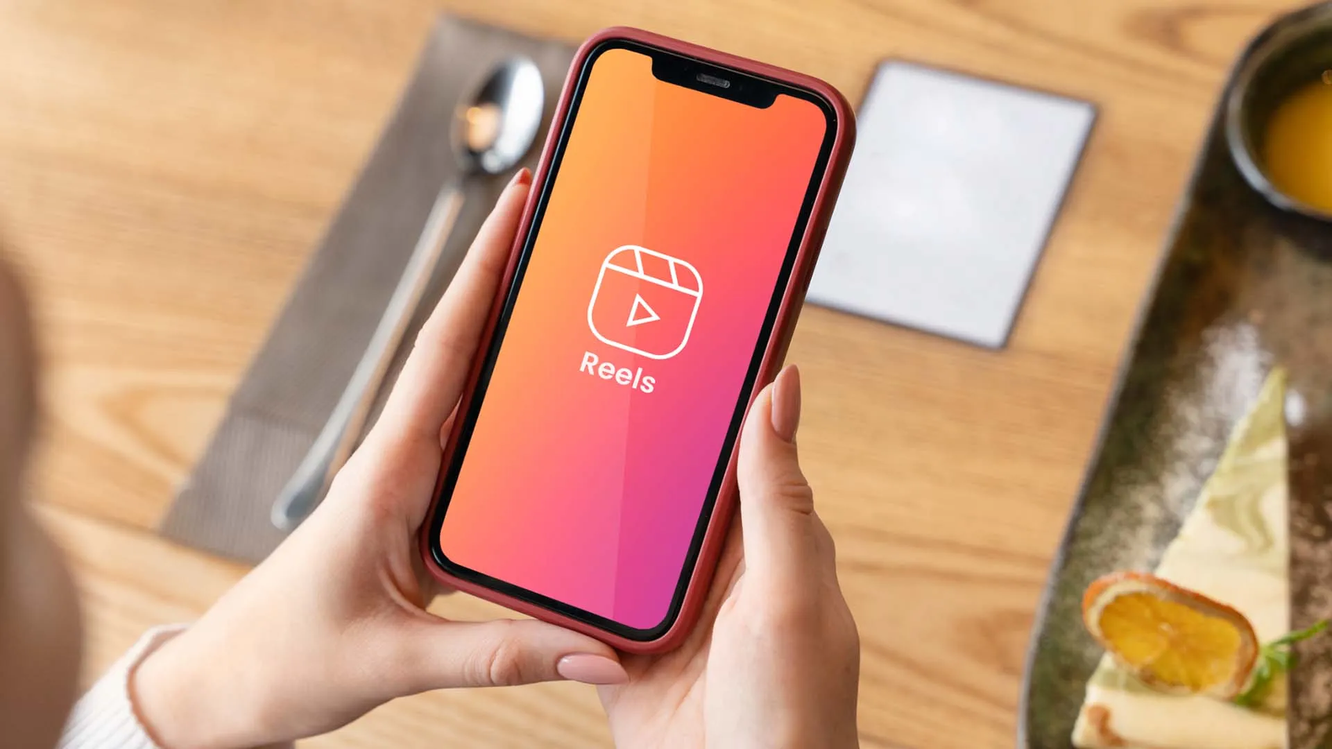 Quais os melhores horários para postar Reels